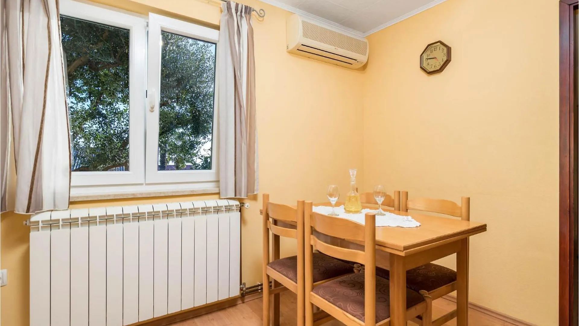 Stunning Apartment In Lovran With Kitchen