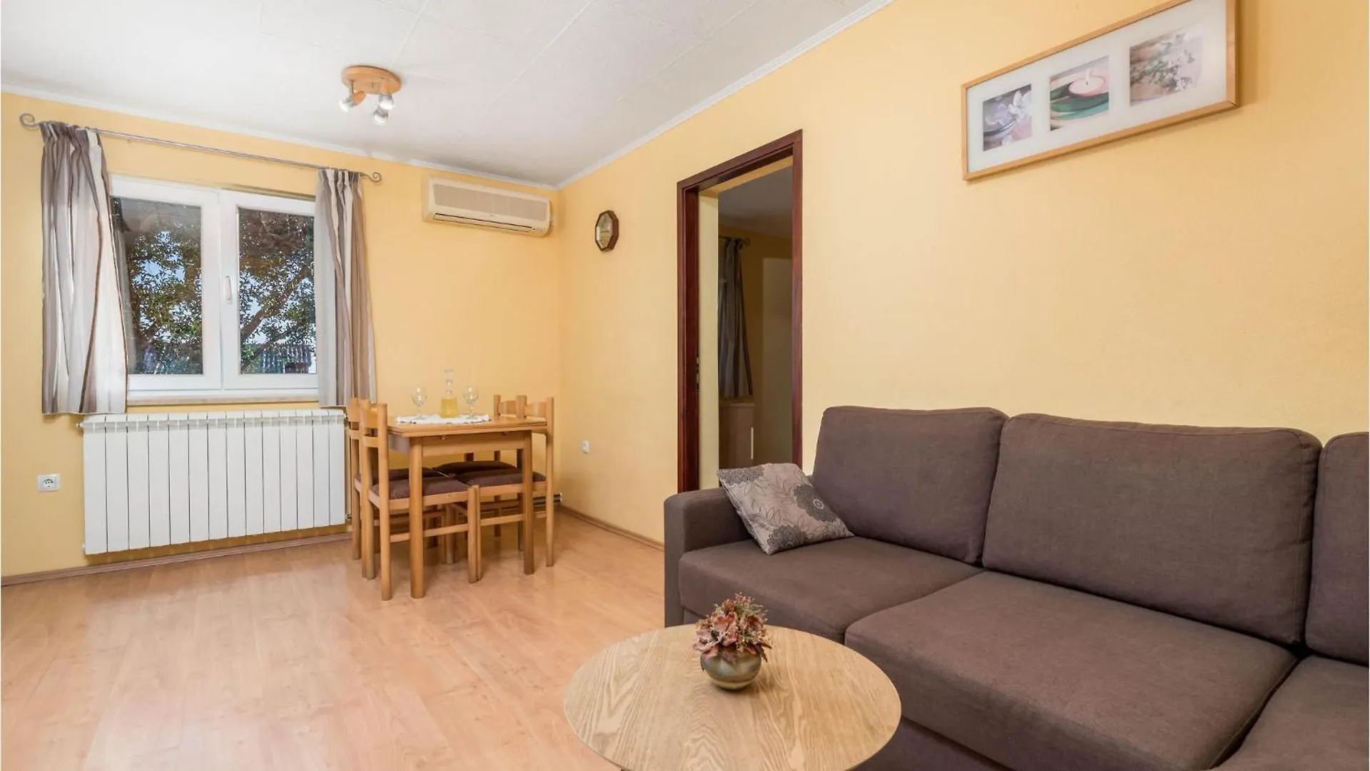 Stunning Apartment In Lovran With Kitchen