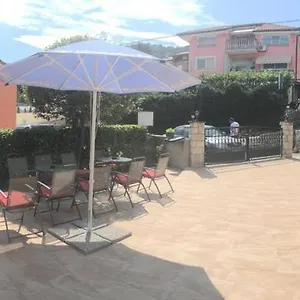 Bed & Breakfast Guesthouse Villa Manda, Lovran